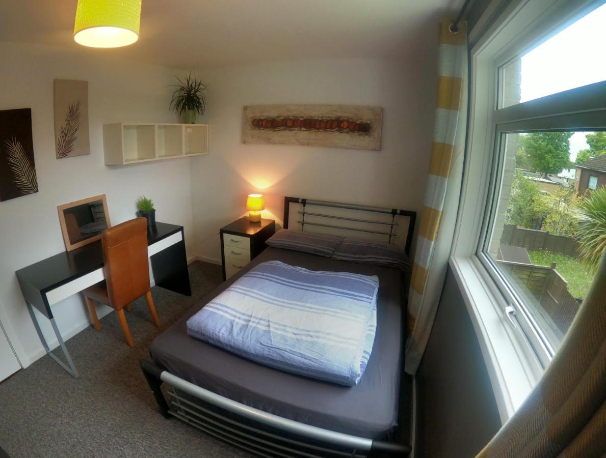 Hampton House Hotell Northampton Exteriör bild