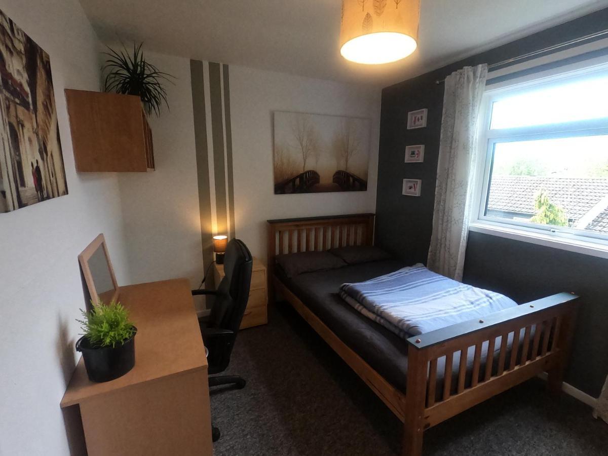 Hampton House Hotell Northampton Exteriör bild
